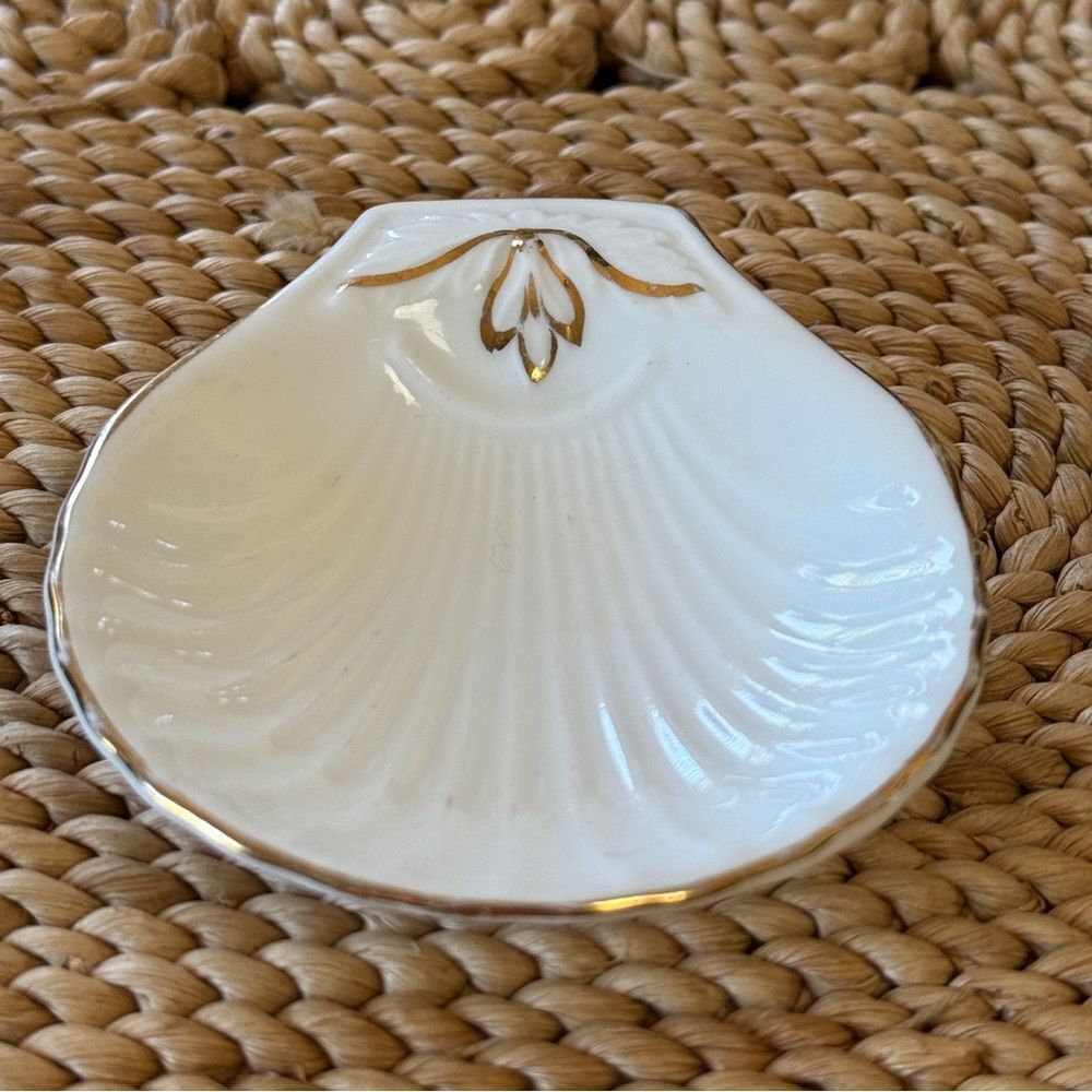 Vintage Foley Bone China White and Gold Shell Trinket Dish